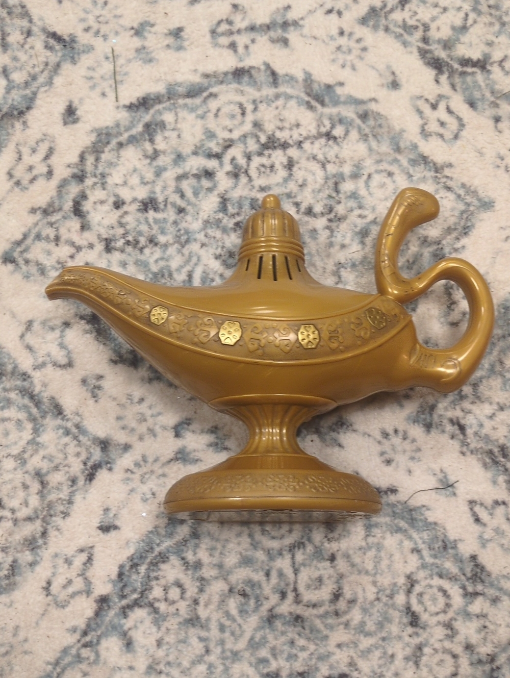 Disney Gold Genie Lamp Halloween Costume Accessory